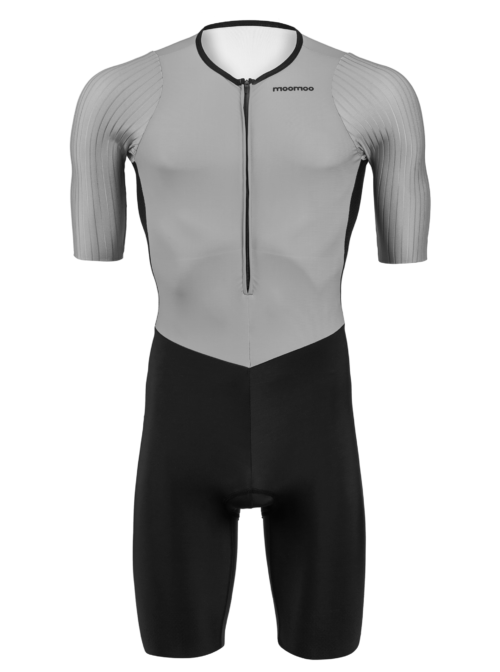aerodynamic half-length sleeves designed for half distances and long distances